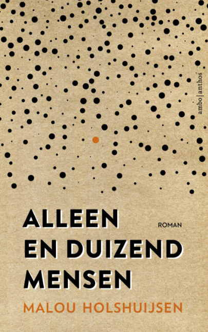 Alleen en duizend mensen (Paperback)