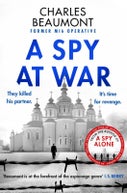 A Spy at War (Paperback)