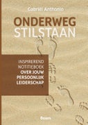 Onderweg Stilstaan (Hardback)