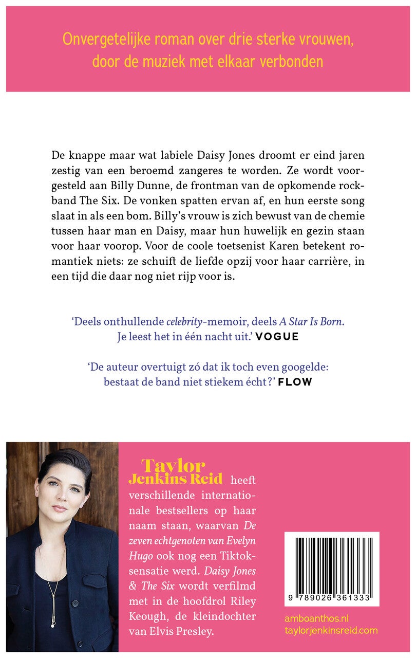 Daisy Jones & The Six (Paperback)