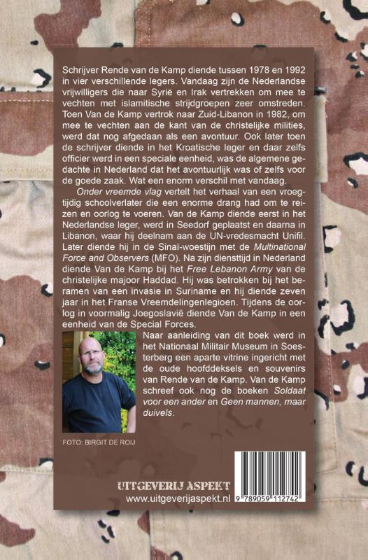 Onder vreemde vlag (Paperback)