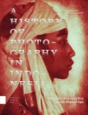 A History of Photography in Indonesia (Hardback)