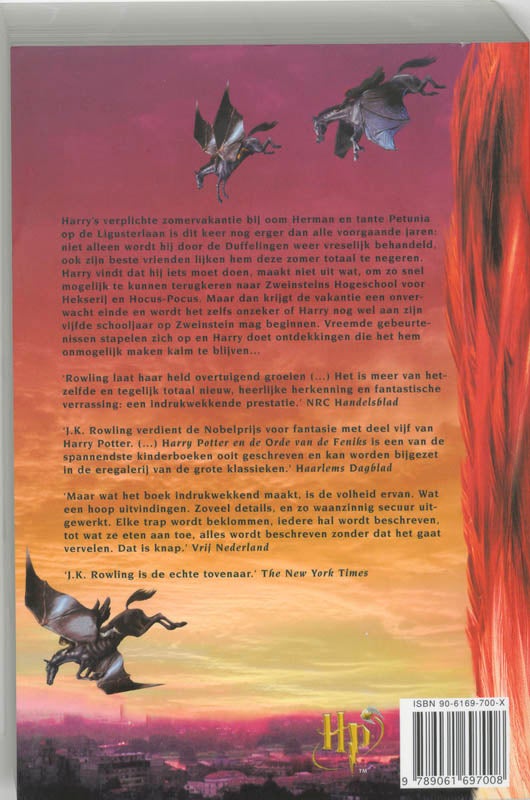 Harry Potter en de orde van de Feniks (Paperback) Harry Potter en de orde van de Feniks (Paperback)