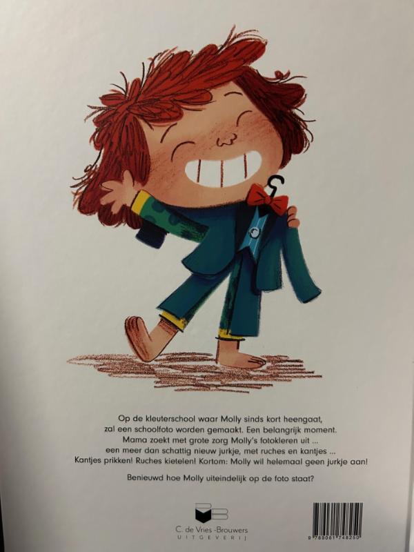 Molly's smoking (Hardback) Molly's smoking (Hardback)